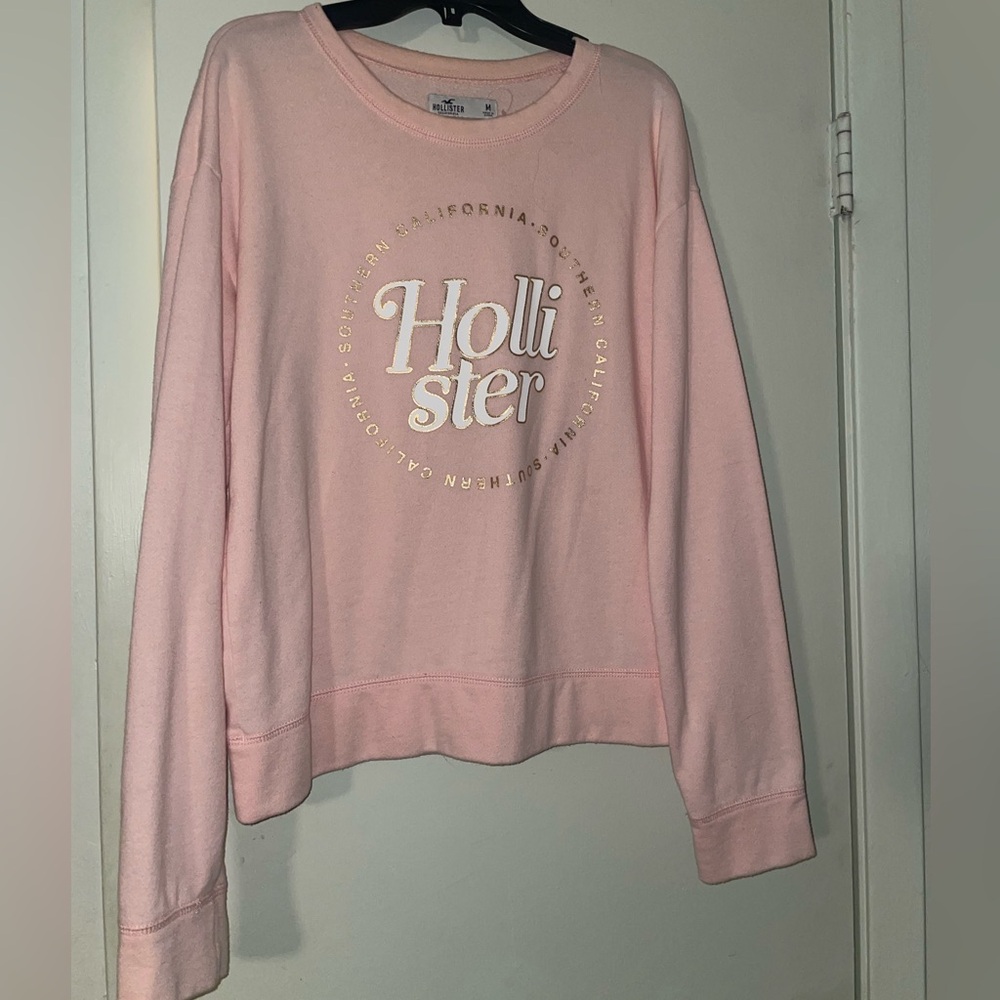 🐠 2 for $16 Pink hollister sweater